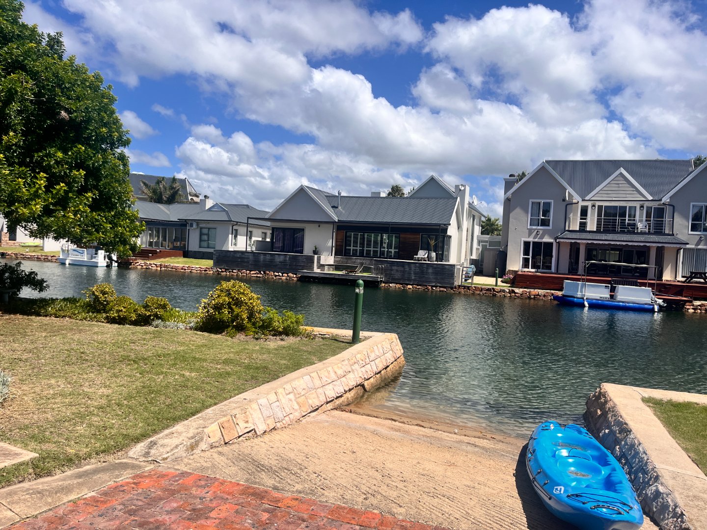 4 Bedroom Property for Sale in Marina Martinique Eastern Cape